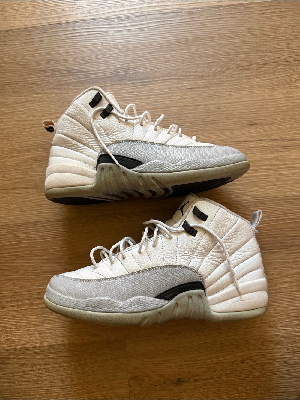 Air Jordan 12 Retro GG Leather Wolf Gray Pre Owned Mens 8.5